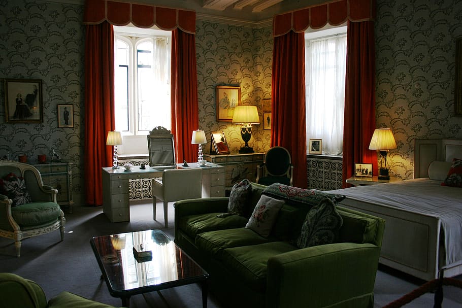 green 3-seat sofa inside room, leeds castle, domestic Room HD wallpaper