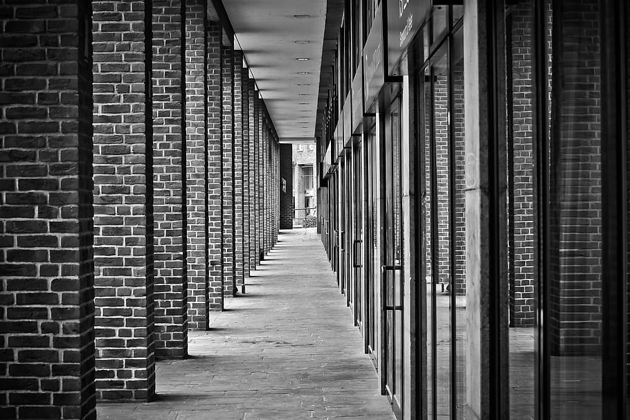 greyscale photography of empty pathway, architecture, gang HD wallpaper