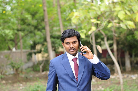 profile, picture, image, suit, phone, bussines people, tie HD wallpaper
