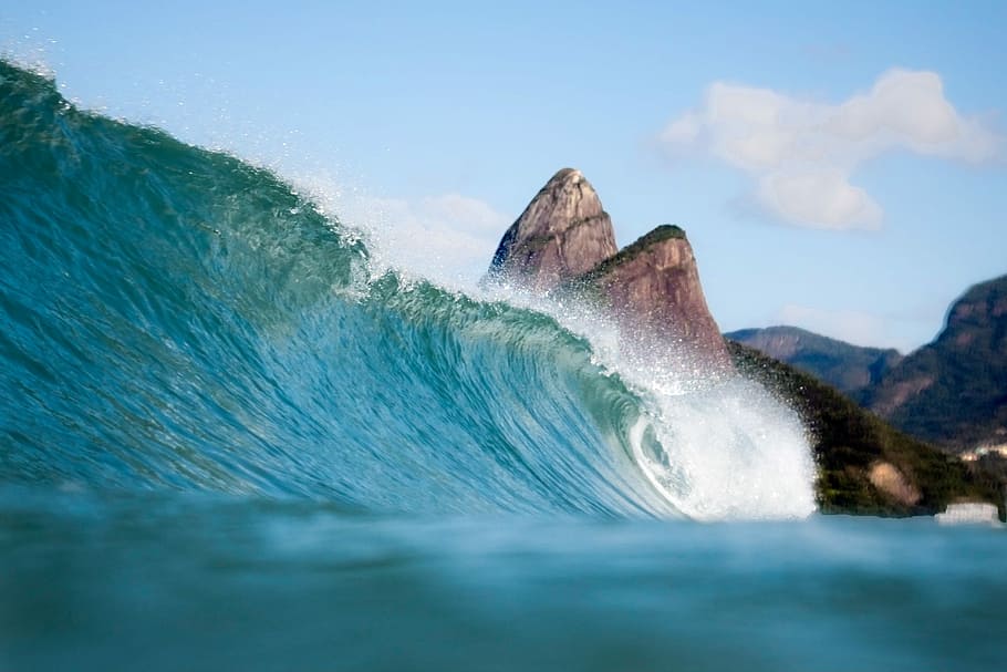 Ipanema Dreams, water wave beside gray rock formation, sea, ocean HD wallpaper
