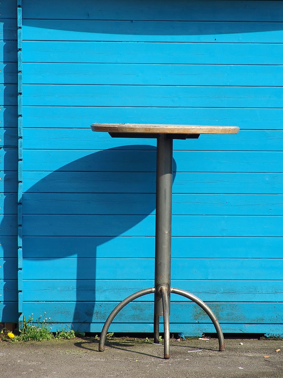 bar table, cafe, inside, wooden table, snack, blue, day, no people HD wallpaper