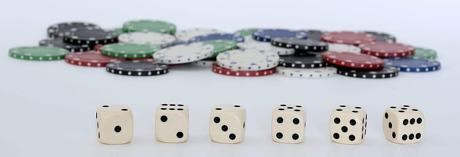 poker chips and dices, cube, gambling, luck, play, gesellschaftsspiel HD wallpaper