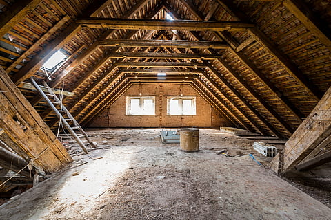 house interior, attic, dirty, leave, empty, wood, dusty, old HD wallpaper