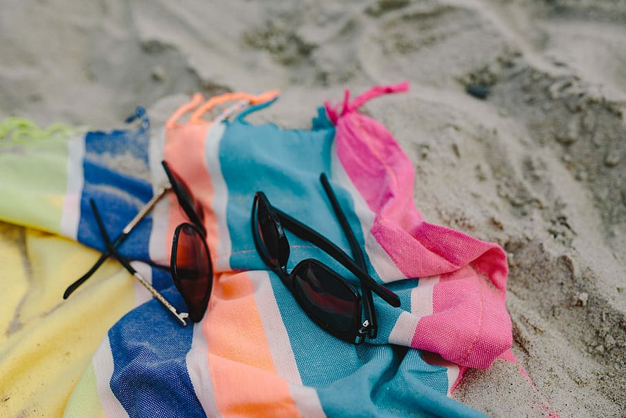 Together at the beach, sand, summer, blanket, holidays, vacations HD wallpaper