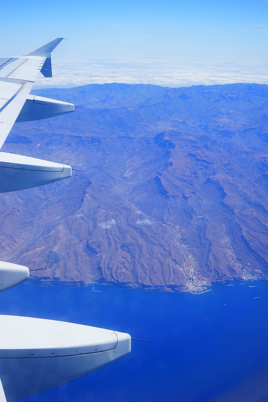 Fly, Aircraft, Wing, Clouds, sky, blue, island, aerial photographs HD wallpaper