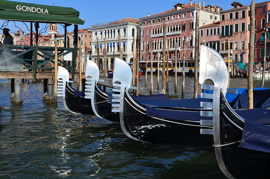 venice, gondolas, glimpse, italy, water, canal, gondola - traditional boat HD wallpaper
