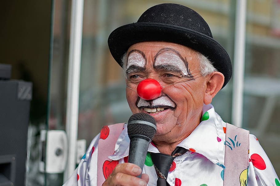 Clown, Laugh, Work, senior Adult, microphone, performer, men HD wallpaper