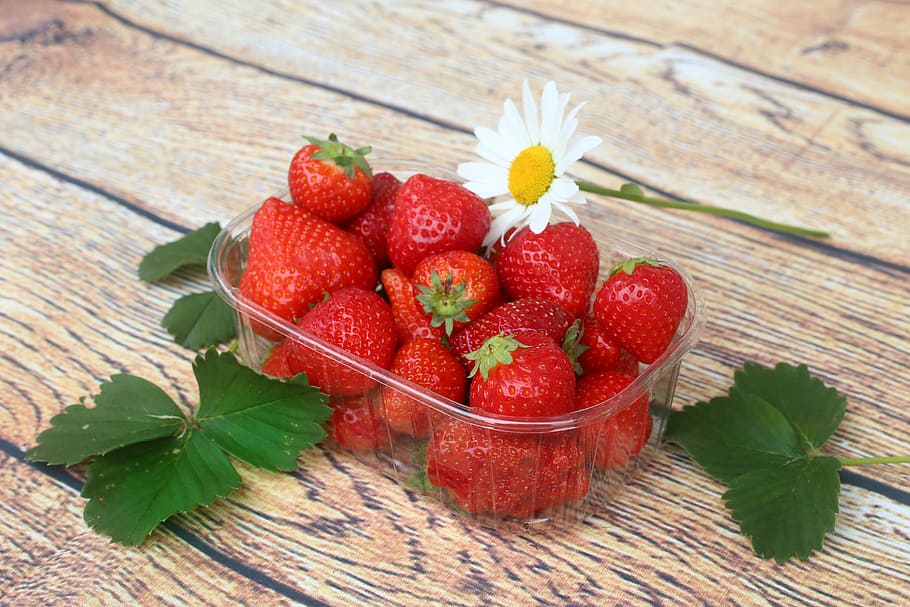 strawberries, fruit, red, leaves, harvest, leaf, strawberry HD wallpaper