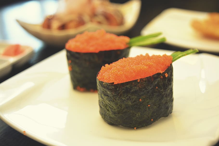 sashimis on plate, sushi, eating, dinner, food and drink, freshness, HD wallpaper