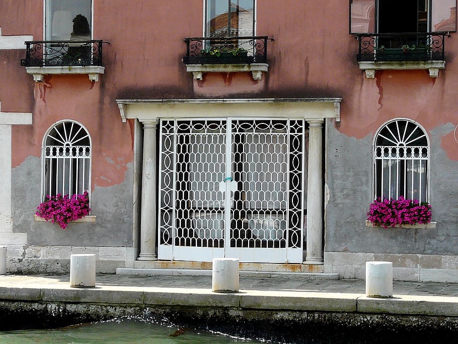 june, summer, italy, venice, white limit, running-plant, building HD wallpaper