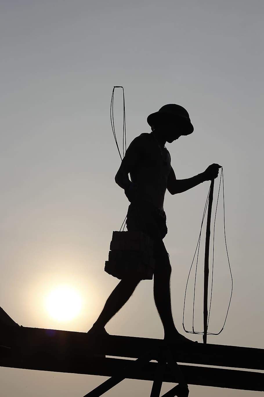 Work, Sun, Black, White, Sunset, silhouette, hard work, construction HD wallpaper