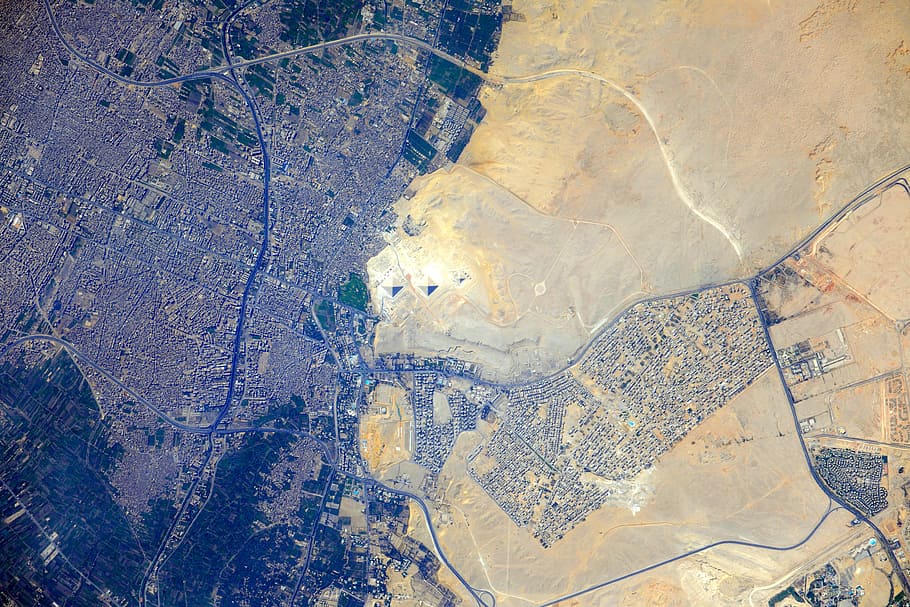 Satellite Images of Giza and Pyramids, Egypt, photos, geography