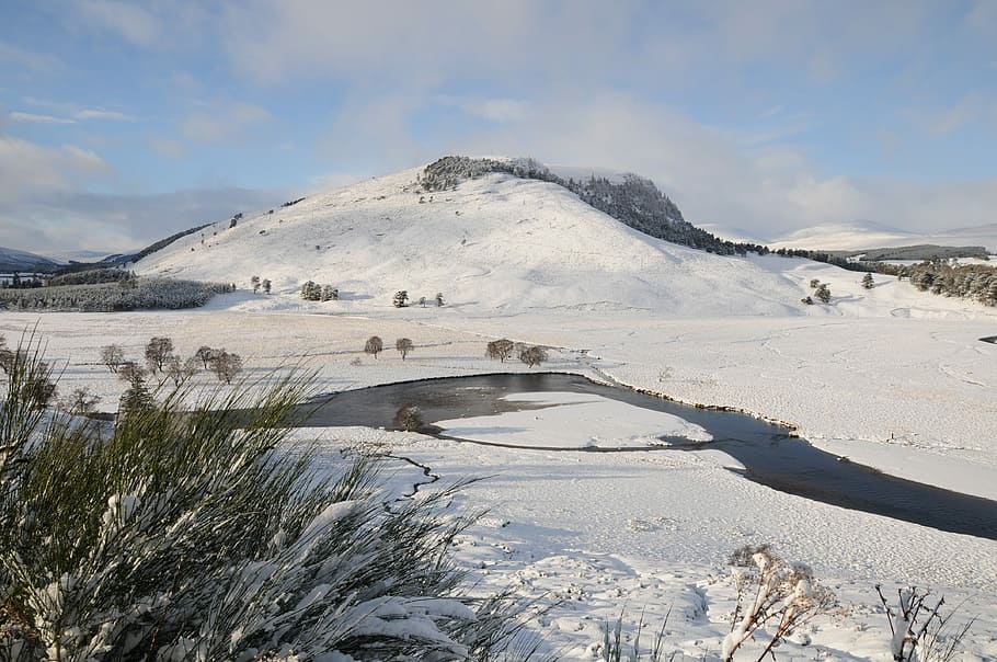 River Dee, Braemar, Deeside, Scotland, snow, mountains, caledonian HD wallpaper