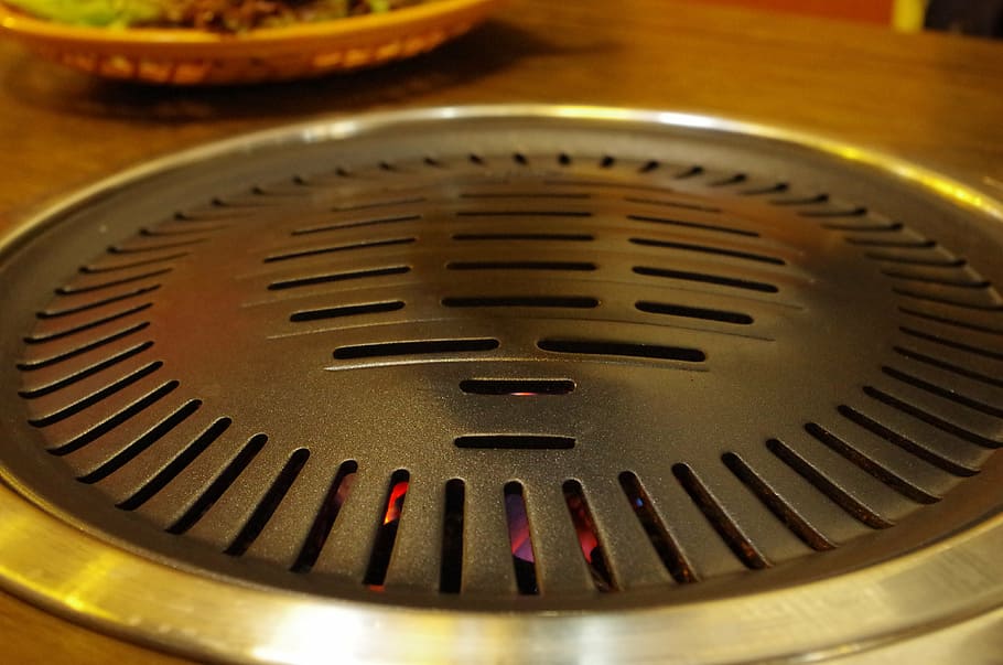 grill, brazier, table, dining room, close-up, no people, indoors HD wallpaper