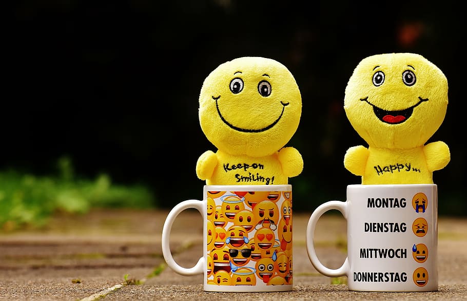 emoji plush toy in white ceramic emoji print mug, smilies, yellow, HD wallpaper