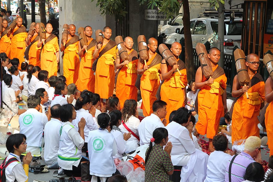 buddhists, monks, walk, tradition, ceremony, people, thailand HD wallpaper