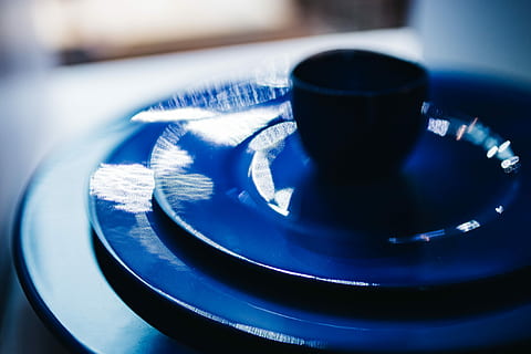 Collection of ceramic pottery, dishes, dishware, kitchenware HD wallpaper