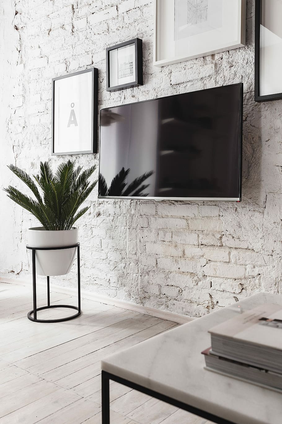 Living Room With Scandi Interior Design, Un'common Marble Table, HD wallpaper