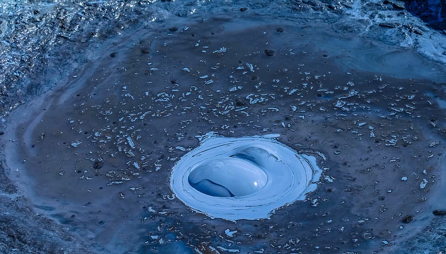 water, blue, motion, wet, bubble, close-up, h2o, liquid, no people HD wallpaper