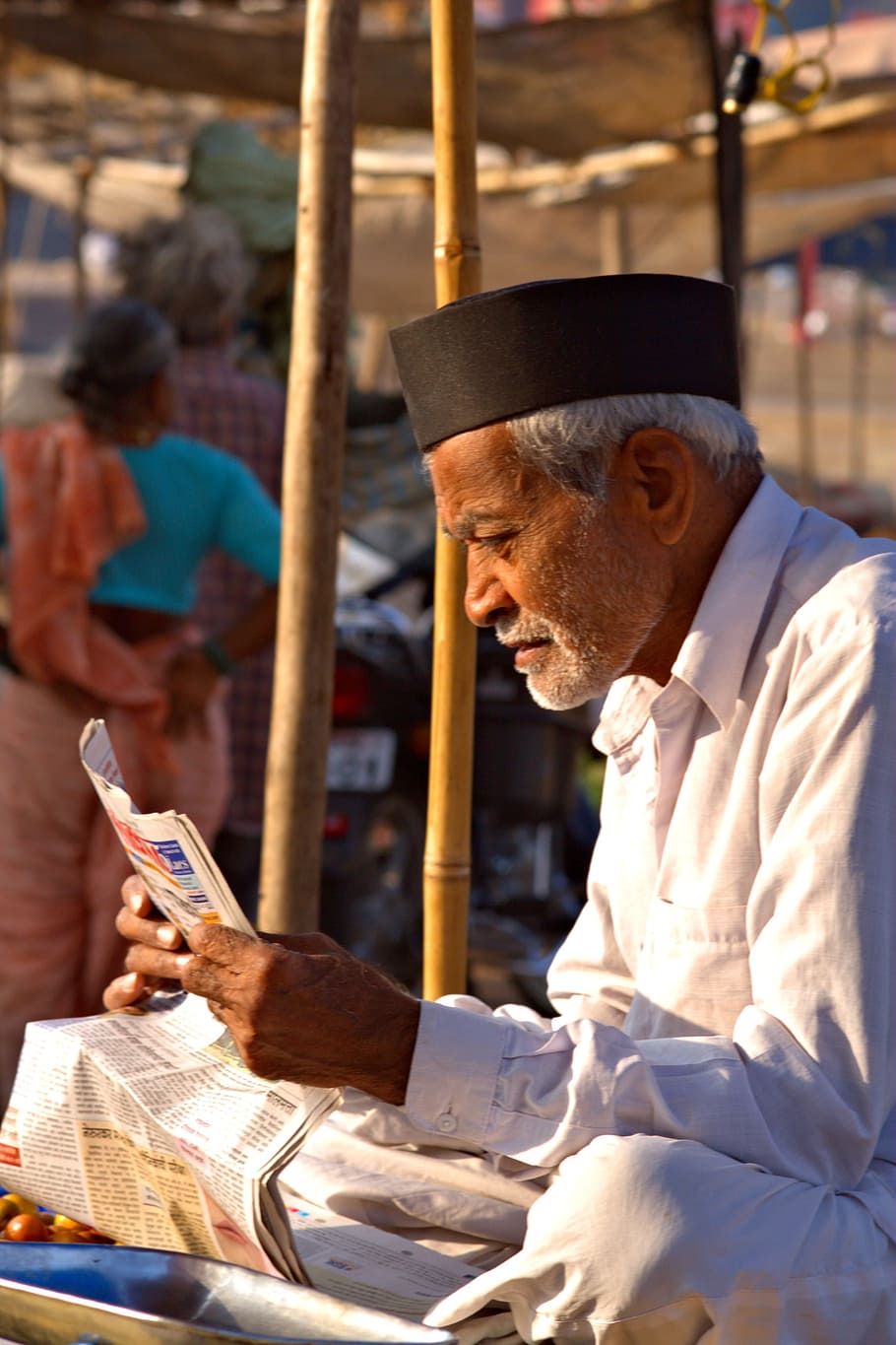 Old Man, Indian, Old, Man, indian old man, reading, newspaper