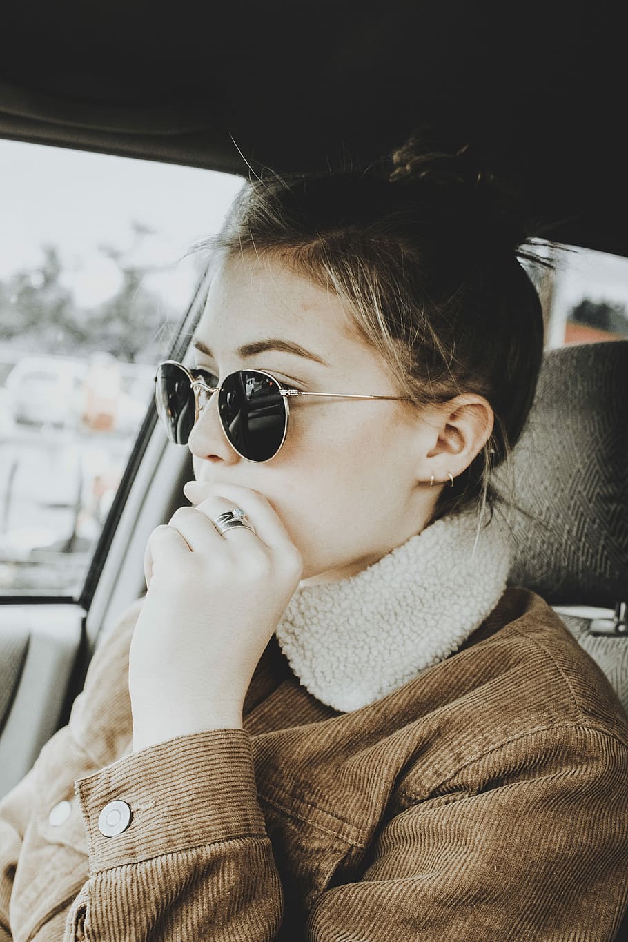 woman-female-glasses-window.jpg