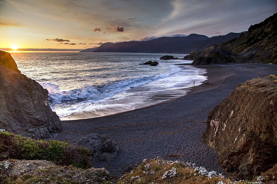 two people on seashore, landscape, ocean, nature, seascape HD wallpaper