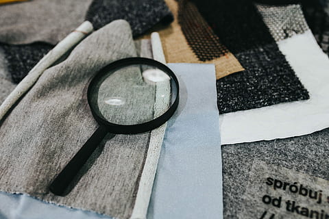 Magnifying glass with fabric on a table, material, cloth, textile HD wallpaper