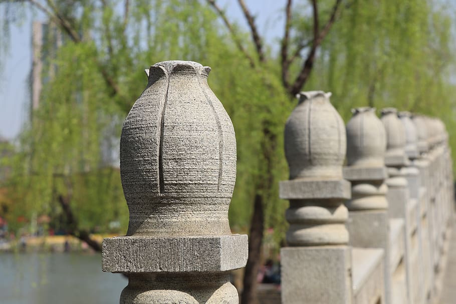 stone, nature, lake, railing, willow, spring, park, the scenery HD wallpaper