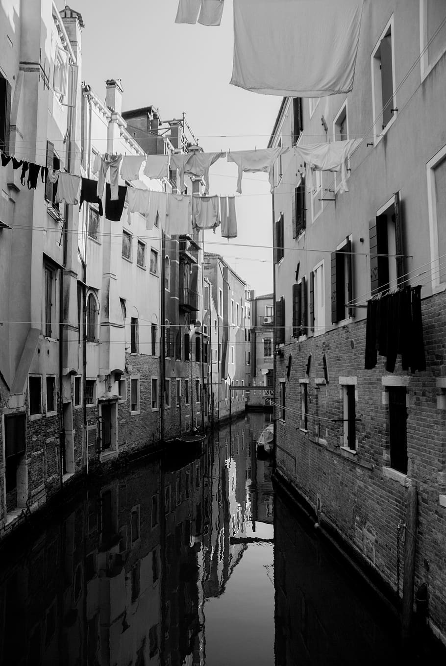 urban road, architecture, channel, venice, water, cloths, reflection, HD wallpaper