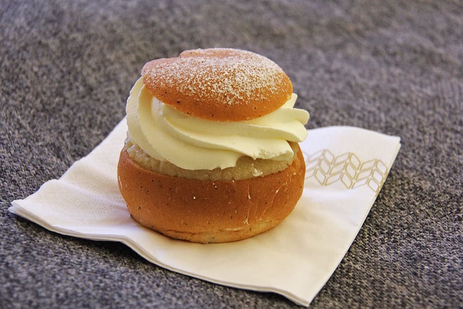 Bread, Breakfast, Cake, Sweet, Creamy, yummy, delicious, swedish HD wallpaper