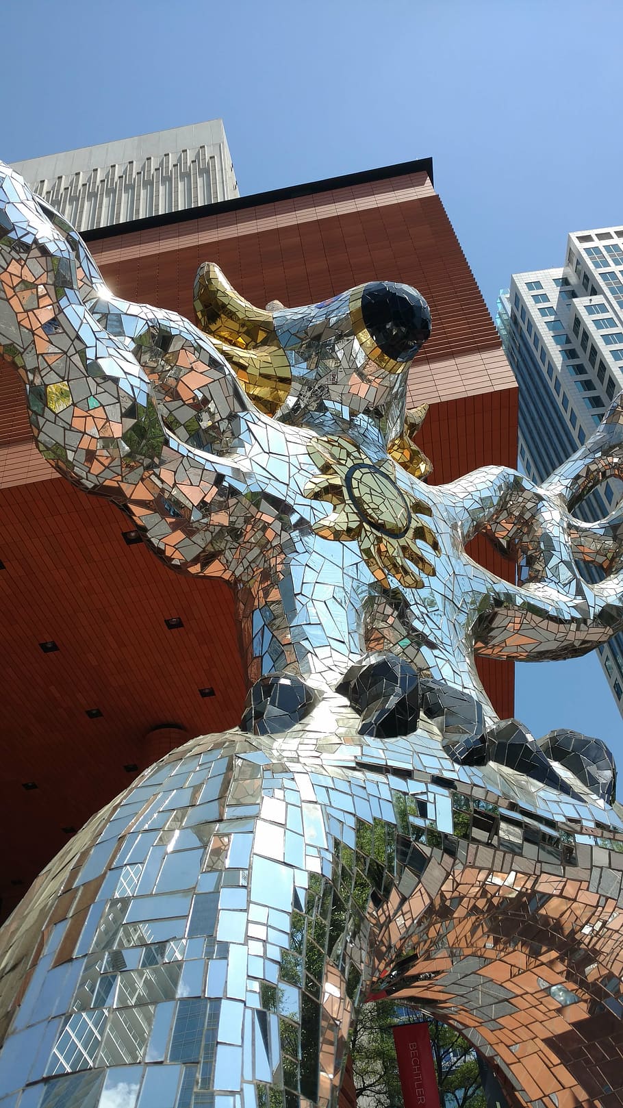 mirrored, bird, statue, reflection, built structure, architecture HD wallpaper