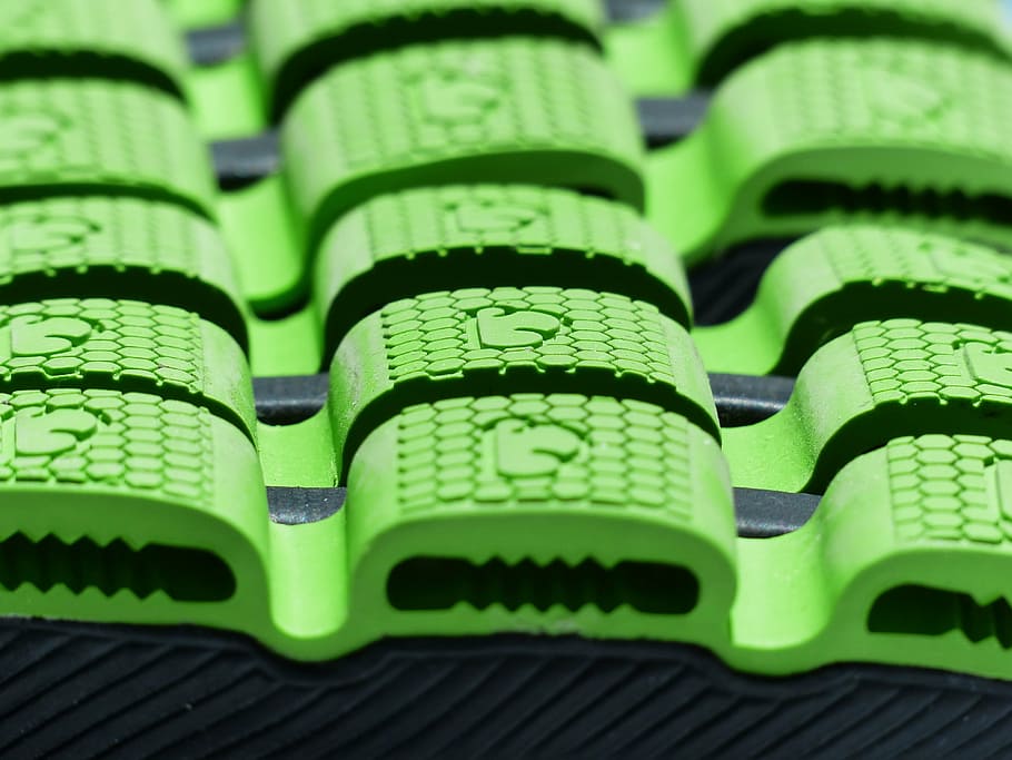 sole, green, rubber lining, suspension, damping, rubber, grip HD wallpaper