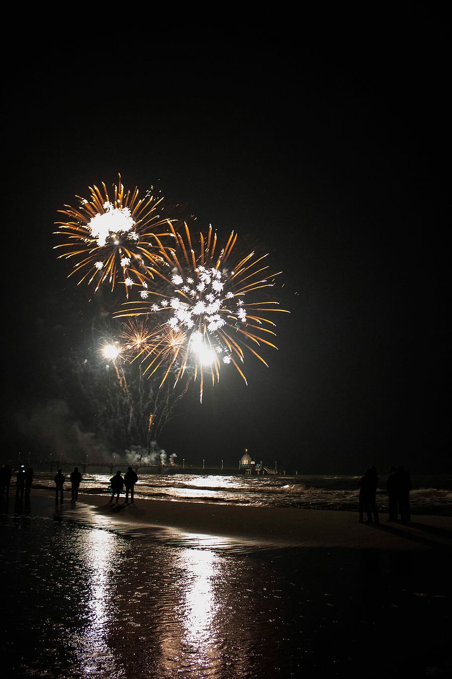Fireworks, Baltic Sea, Sea, Rocket, beach, water, show, firework display, HD wallpaper
