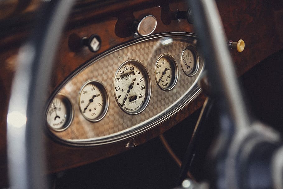 vehicle instrument cluster panel, selective focus photography of vehicle speedometer, HD wallpaper