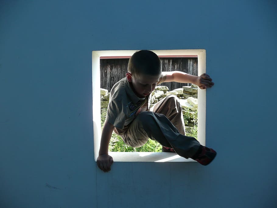 window, boy, game, unknown, blue wall, discovery, outdoor, one person HD wallpaper