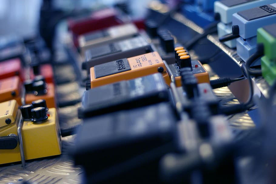 Pedals, selective focus photo of guitar effect unit lot, electronics HD wallpaper
