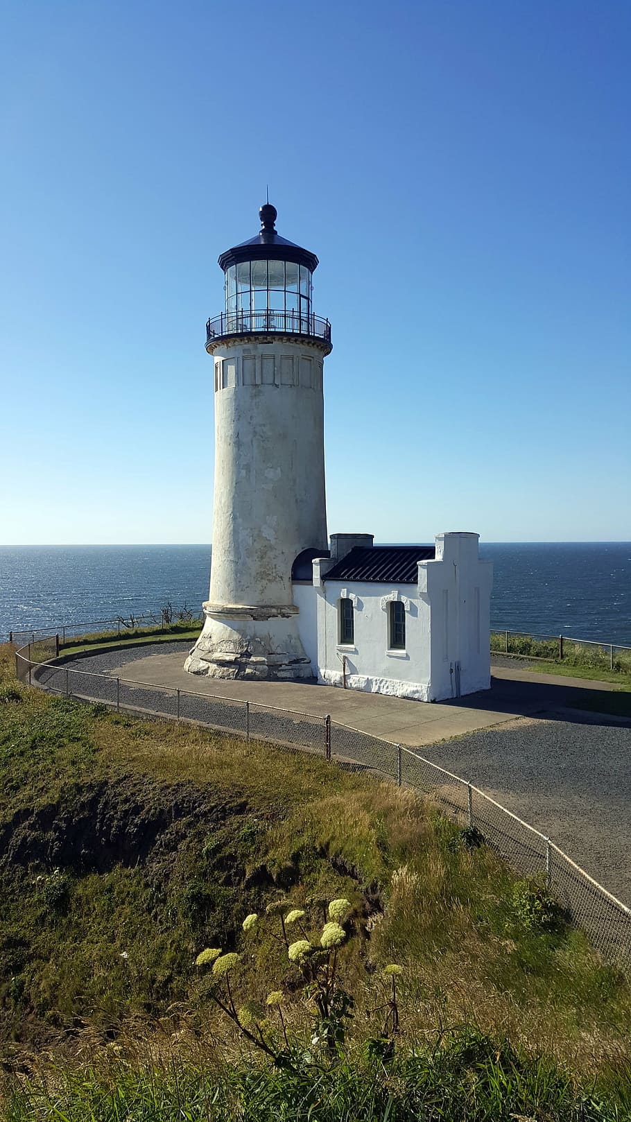 lighthouse, pacific, ocean, sea, travel, shore, coast, water HD wallpaper
