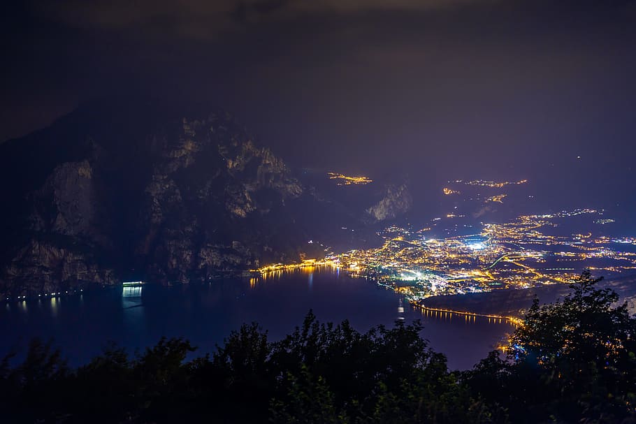 mountain, highland, sky, dark, night, lights, city, view, lake HD wallpaper