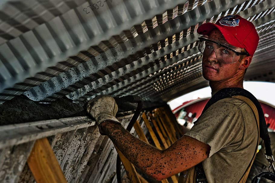 close up photo of man in red cap with eye protector, construction HD wallpaper