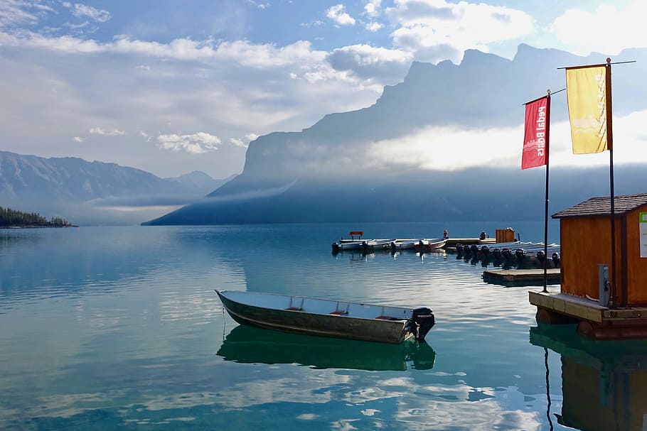 idyllic, scenic, reflection, boats, tranquil, mooring, calm HD wallpaper