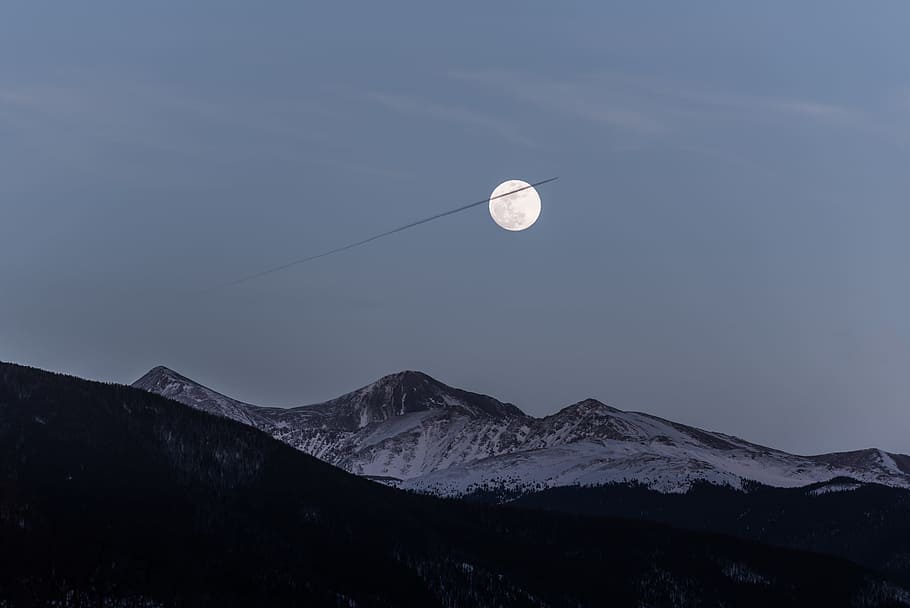 full moon during dawn, landscape photography of snow filled mountain HD wallpaper