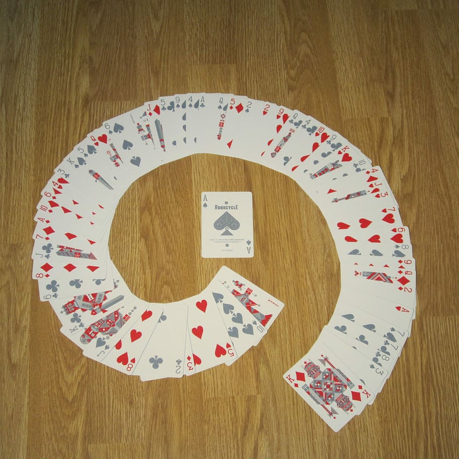 Cards, Whirlpool, Presentation, wood - material, no people HD wallpaper