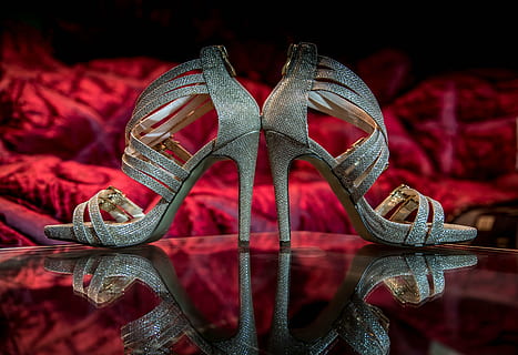 blur, close-up, focus, reflection, shoes, silver, stilettos HD wallpaper