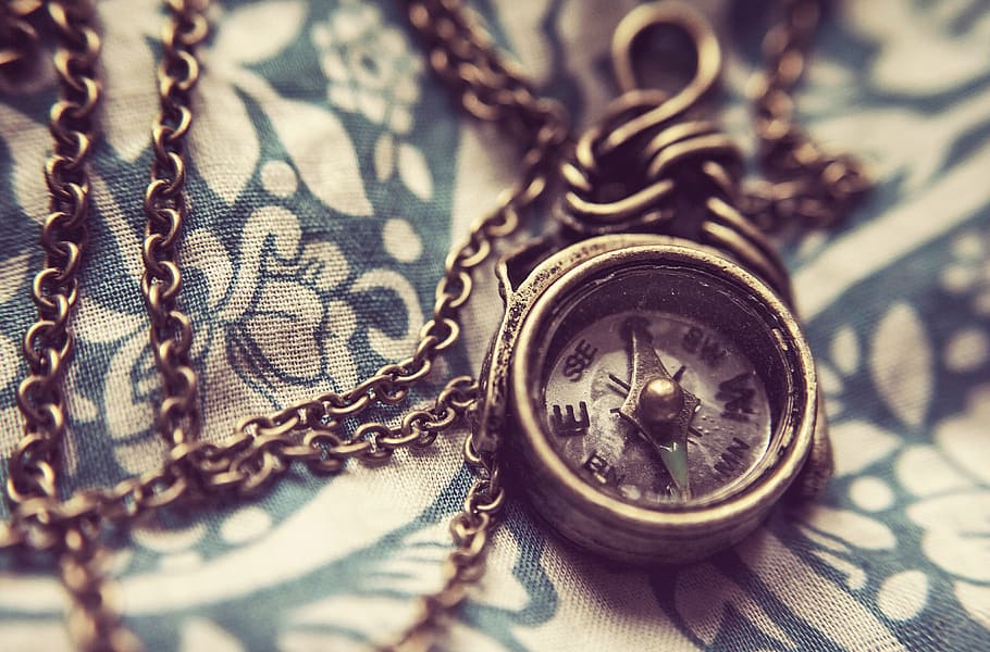 closeup photo of round compass, magnetic, orientation, navigation HD wallpaper