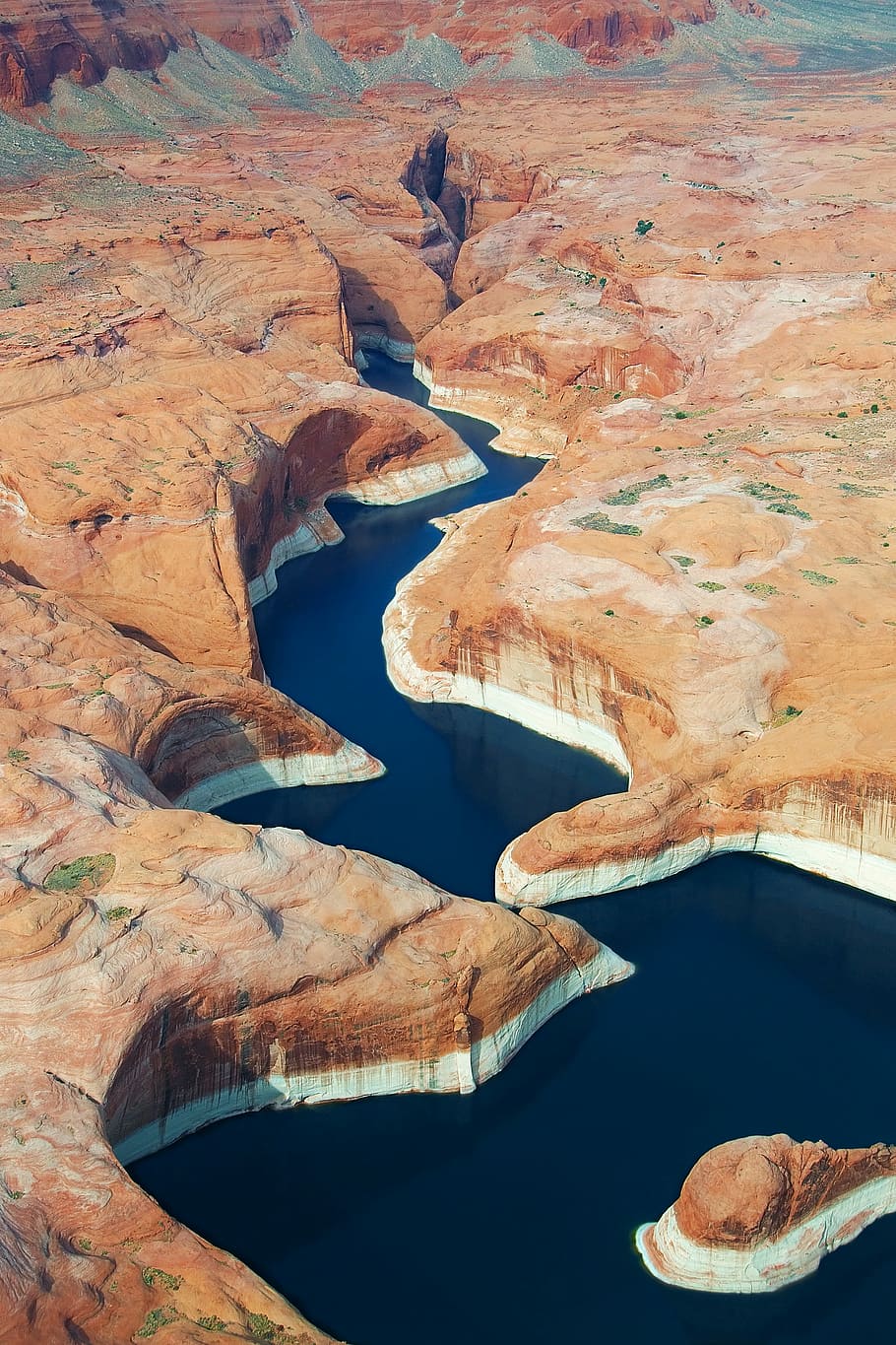 river in between mountains, aerial view of river, mountain range HD wallpaper