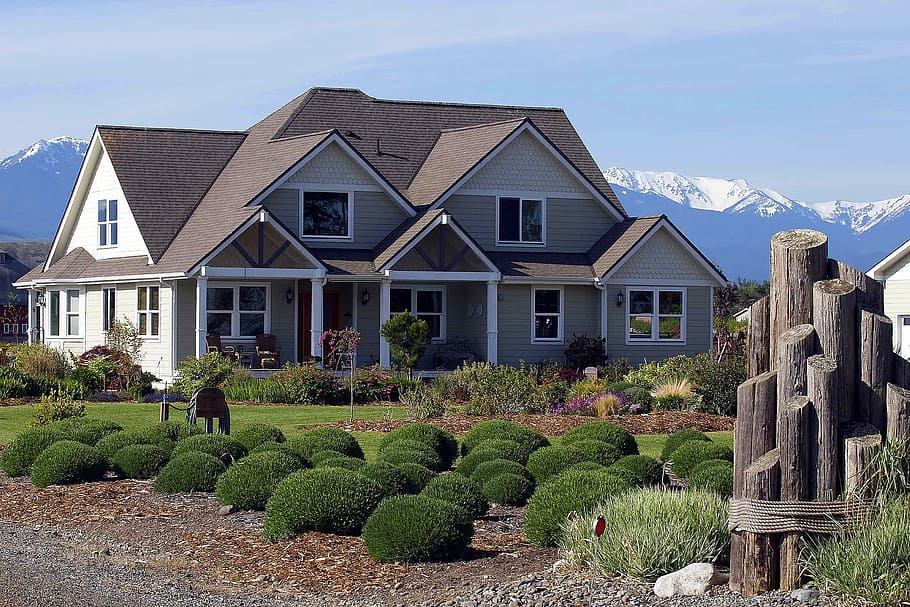 showhouse-washington-state-usa-mountains