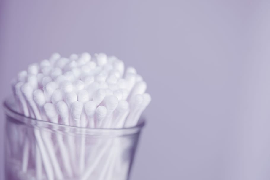 white cotton buds in container, cotton swabs in clear plastic cut HD wallpaper