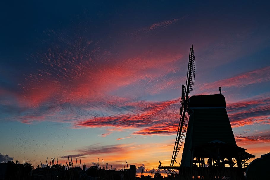 silhouette photograph of windmill under cloudy sky, silhouette of farm windmill during sunset HD wallpaper