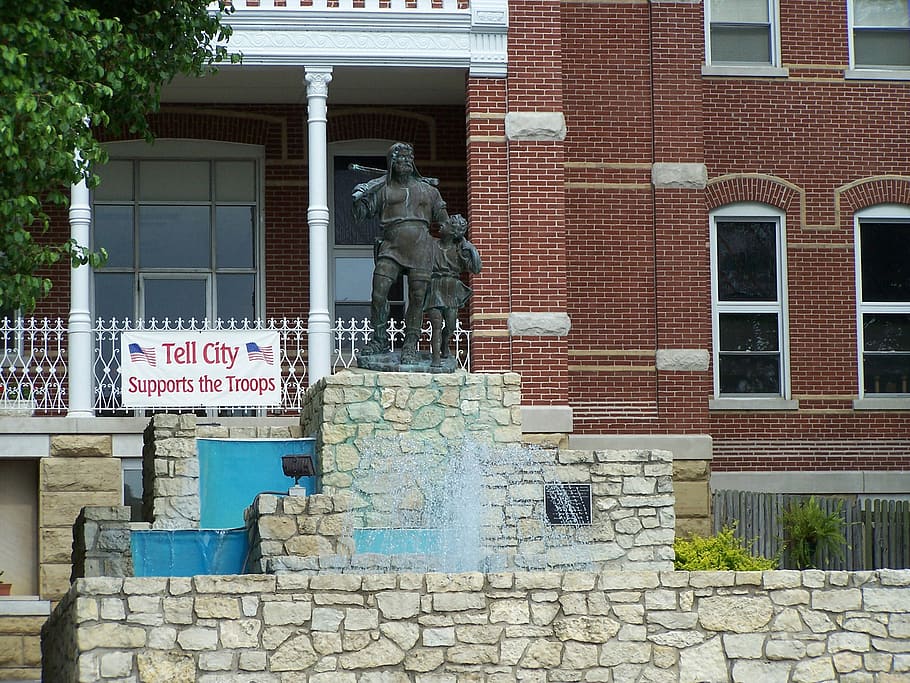 Statue of William Tell and Son in Tell City, Indiana, buildings