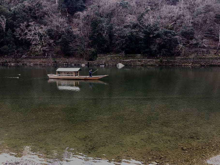 Zenful Concentration, boat with roof on still water, sailing HD wallpaper